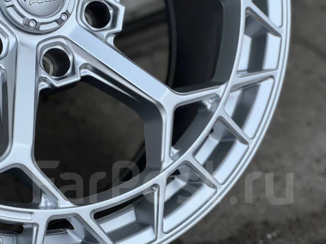Fuel Off-Road. 9.0x20", 6x139.7, ET1, �� 110���. ����