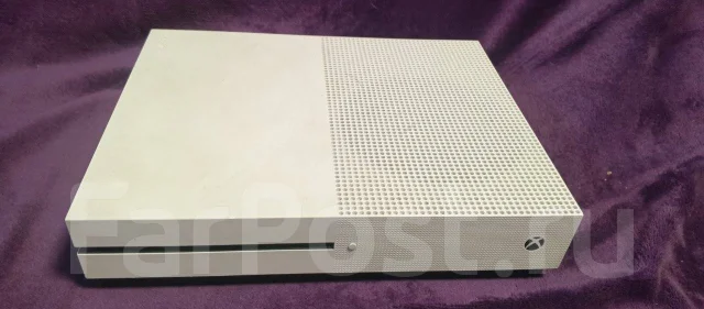 Microsoft Xbox One S ����