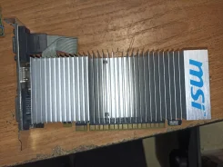 GeForce GT 210 ����