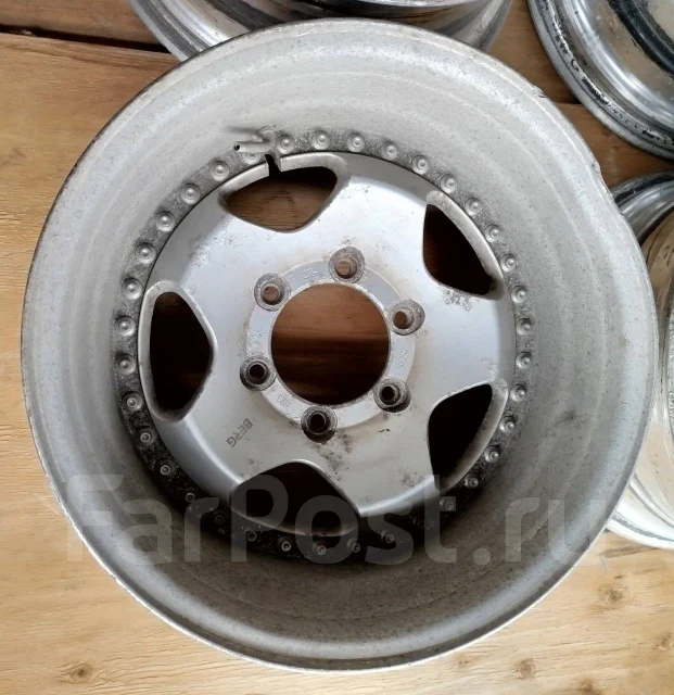 Berg. 8.0x16", 6x139.7, ET-48 ����