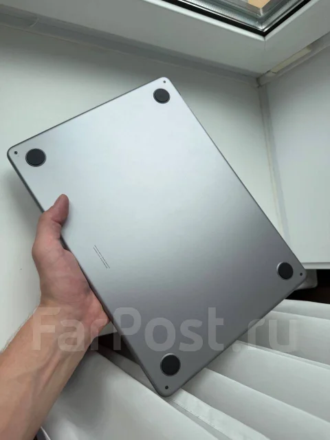 Apple MacBook Air 13 2024 MRCT3. ��� 8 ��, ���� 256���, WiFi: 1, Bluetooth: 1, ����������� �� 12��. ����