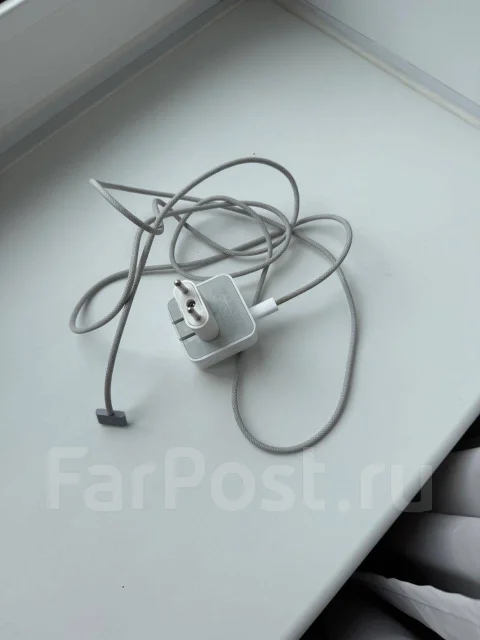 Apple MacBook Air 13 2024 MRCT3. ��� 8 ��, ���� 256���, WiFi: 1, Bluetooth: 1, ����������� �� 12��. ����