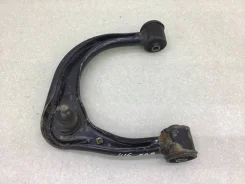 ����� �������� ������� ������ Toyota Hilux (GUN125L, GUN126L, TGN126) 2015-�. �. [486100K040] 486100K040 ����