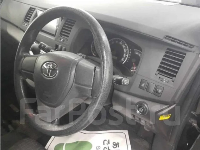Toyota Isis. ��������, ��������, 1.8 (144��.�.), ������, 80 000����. ��. ��� ����� �� ������������ ����