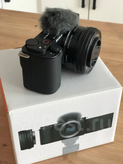 Sony ZV-E10. 20 � ����� ��, � ���������� ����