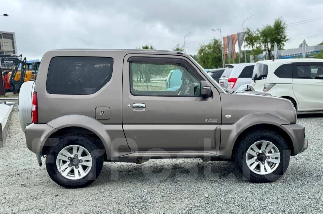 Suzuki Jimny Sierra. �������, 4wd, 1.3 (88��.�.), ������, 119 000����. �� ����