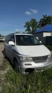 Nissan Largo ����