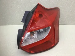 ������ ������ ������ Ford Focus 3 (CB8) 2011-2019 [BM5113404A] BM5113404A ����