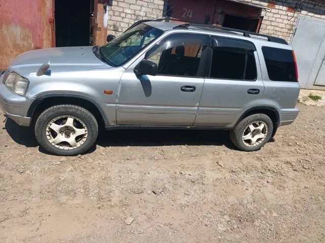 Honda CR-V. �������, 4wd, 2.0 (130��.�.), ������, 300 000����. �� ����