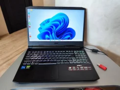 Acer Nitro 5. 15.6", 4,5����, ��� 16 ��, ���� 512���, WiFi, Bluetooth, ����������� �� 3��. ����