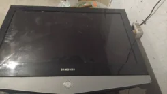 Samsung. LCD (��) ����