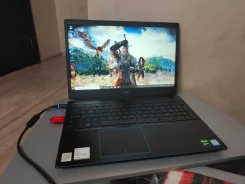 Dell. 15.6", 4,1����, ��� 16 ��, ���� 628���, WiFi: 1, Bluetooth: 1, ����������� �� 2��. ����