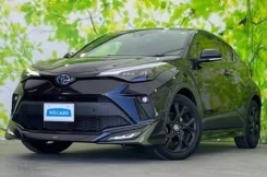 Toyota C-HR. ��������, 4wd, 1.2 (116��.�.), ������, 35 000����. ��, �/�. ��� ����� �� ������������ ����