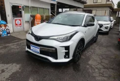 Toyota C-HR. ��������, ��������, 1.8 (98��.�.), ������, 15 000����. ��, �/�. ��� ����� �� ������������ ����