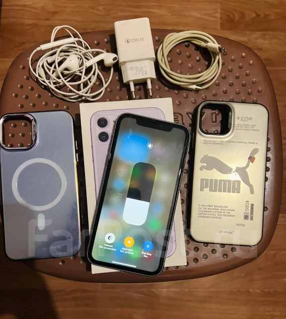 Apple iPhone 11. �/�, 64 ��, ����������, 4G LTE ����