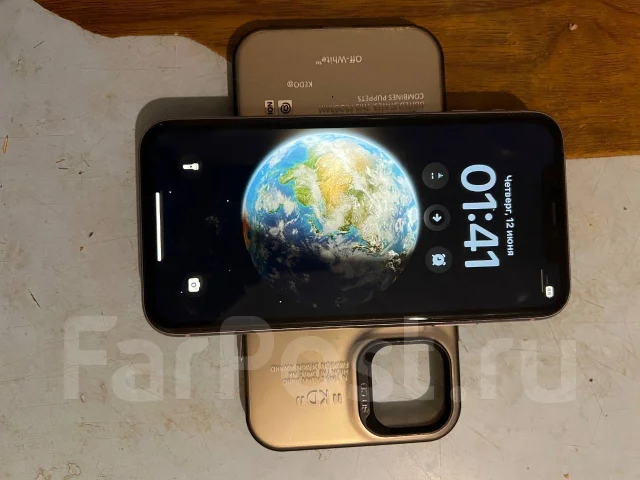 Apple iPhone 11. �/�, 64 ��, ����������, 4G LTE ����