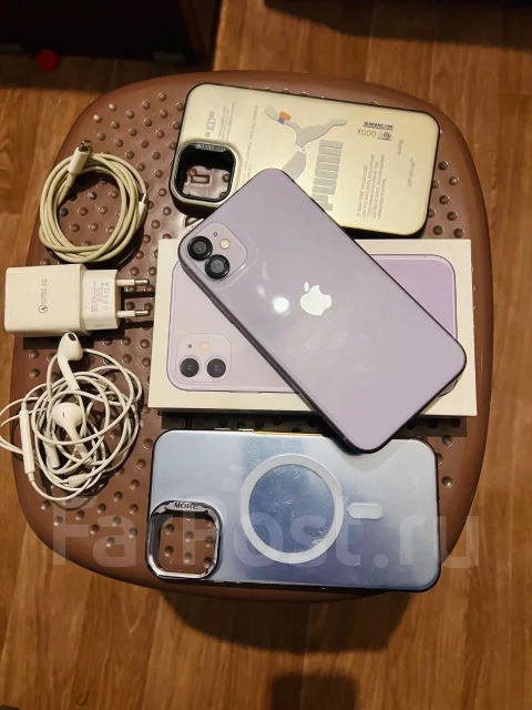 Apple iPhone 11. �/�, 64 ��, ����������, 4G LTE ����