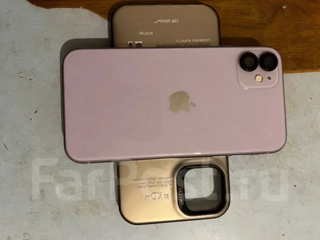 Apple iPhone 11. �/�, 64 ��, ����������, 4G LTE ����