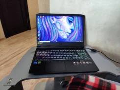 Acer Nitro 5. 15.6", 4,5����, ��� 16 ��, ���� 512���, WiFi, Bluetooth, ����������� �� 3��. ����
