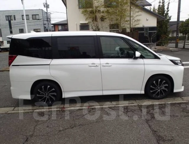 Toyota Noah. ��������, ��������, 2.0 (152��.�.), ������, 33 000����. ��, �/�. ��� ����� �� ������������ ����