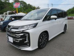 Toyota Noah. ��������, 4wd, 2.0 (152��.�.), ������, 25 000����. ��, �/�. ��� ����� �� ������������ ����