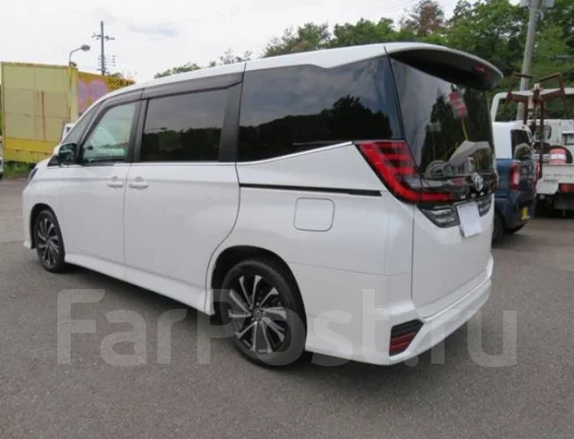 Toyota Noah. ��������, 4wd, 2.0 (152��.�.), ������, 25 000����. ��, �/�. ��� ����� �� ������������ ����