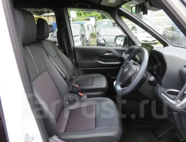 Toyota Noah. ��������, 4wd, 2.0 (152��.�.), ������, 25 000����. ��, �/�. ��� ����� �� ������������ ����