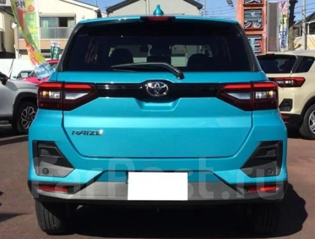 Toyota Raize. ��������, ��������, 1.2 (87��.�.), ������, 10 000����. ��, �/�. ��� ����� �� ������������ ����
