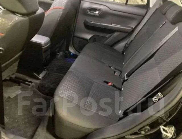 Toyota Raize. ��������, 4wd, 1.0 (98��.�.), ������, 15 000����. ��, �/�. ��� ����� �� ������������ ����