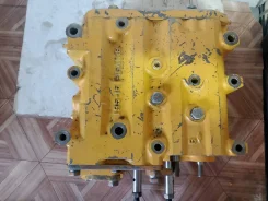 Komatsu D355 ����