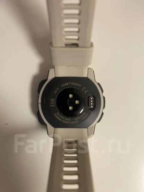 Garmin Instinct. GPS ����