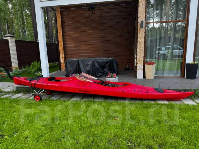 Liker Kayak. 2025 ���, ����� 5,25��., ��������� ��� ���������. ��� ����� �� ������������ ����