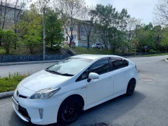 Toyota Prius. ��������, ������, 199 000����. �� ����