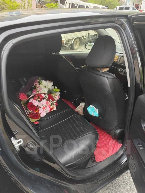 Toyota Vitz. �������, ��������, 1.0 (4��.�.), ������ ����