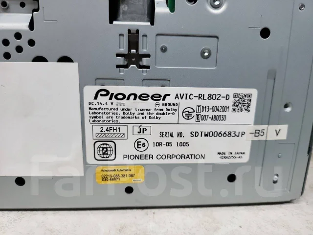 Pioneer Carrozzeria 8 дюймов AVIC-RL802 DVD CD SD USB HDMI