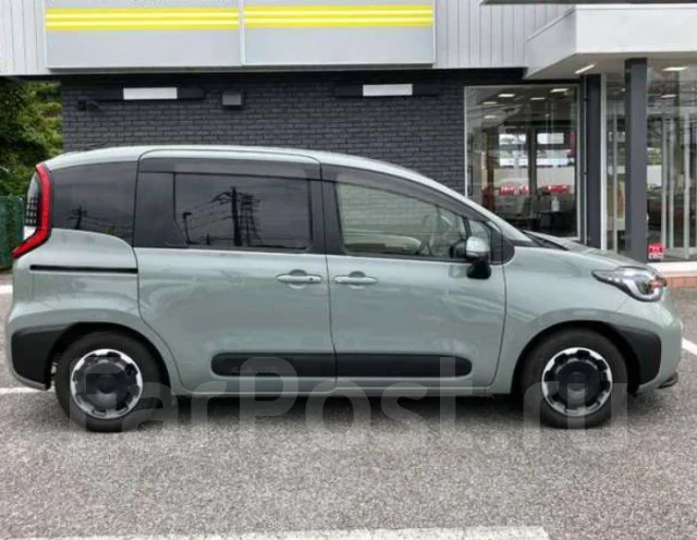 Toyota Sienta. �������, 4wd, 1.5 (120��.�.), ������, 33 000����. ��, �/�. ��� ����� �� ������������ ����