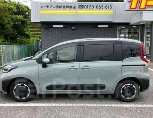 Toyota Sienta. �������, 4wd, 1.5 (120��.�.), ������, 33 000����. ��, �/�. ��� ����� �� ������������ ����
