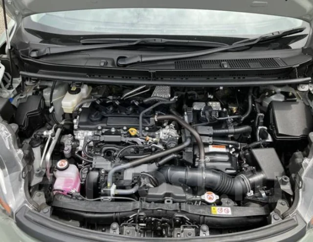 Toyota Sienta. �������, 4wd, 1.5 (120��.�.), ������, 33 000����. ��, �/�. ��� ����� �� ������������ ����