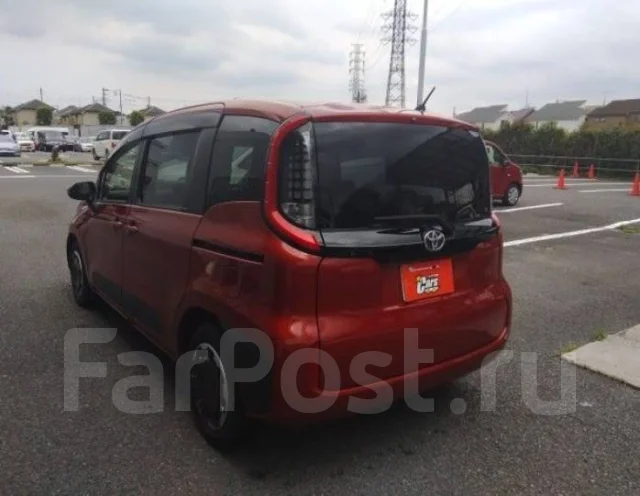 Toyota Sienta. �������, 4wd, 1.5 (120��.�.), ������, 30 000����. ��, �/�. ��� ����� �� ������������ ����