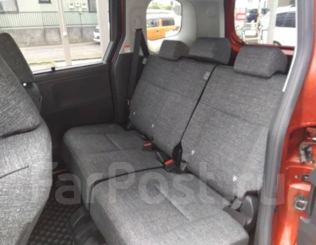 Toyota Sienta. �������, 4wd, 1.5 (120��.�.), ������, 30 000����. ��, �/�. ��� ����� �� ������������ ����