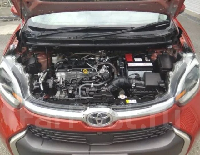 Toyota Sienta. �������, 4wd, 1.5 (120��.�.), ������, 30 000����. ��, �/�. ��� ����� �� ������������ ����