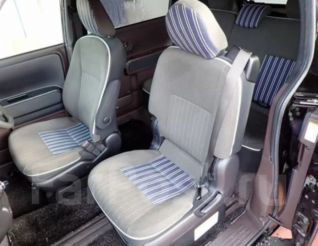 Toyota Spade. ��������, 4wd, 1.5 (103��.�.), ������, 52 000����. ��, �/�. ��� ����� �� ������������ ����