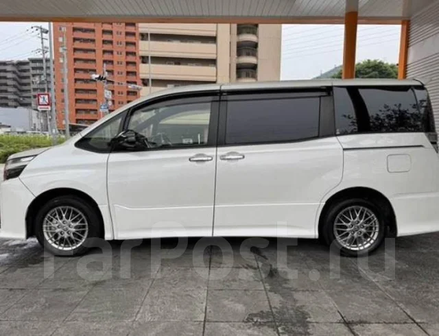 Toyota Voxy. ��������, 4wd, 2.0 (152��.�.), ������, 14 000����. ��, �/�. ��� ����� �� ������������ ����