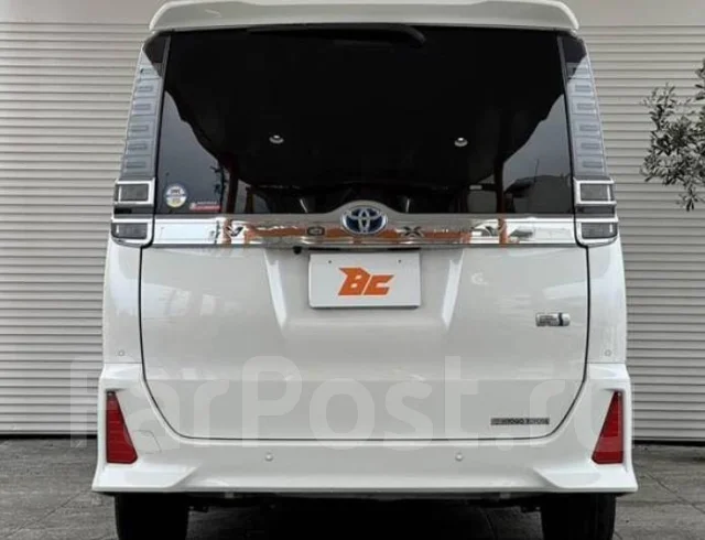 Toyota Voxy. ��������, 4wd, 2.0 (152��.�.), ������, 14 000����. ��, �/�. ��� ����� �� ������������ ����