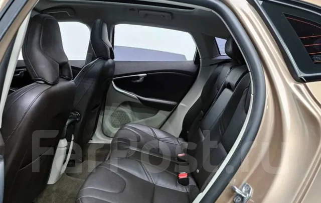 Volvo V40. �������, ��������, 1.5 (152��.�.), ������, 43 000����. ��, �/�. ��� ����� �� ������������ ����