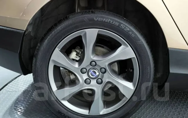 Volvo V40. �������, ��������, 1.5 (152��.�.), ������, 43 000����. ��, �/�. ��� ����� �� ������������ ����