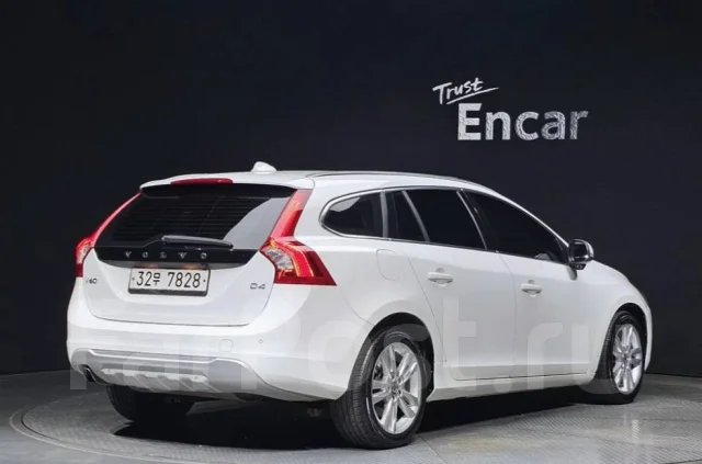 Volvo V60. �������, ��������, 1.6 (180��.�.), ������, 46 000����. ��, �/�. ��� ����� �� ������������ ����