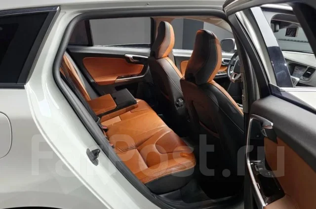 Volvo V60. �������, ��������, 1.6 (180��.�.), ������, 46 000����. ��, �/�. ��� ����� �� ������������ ����