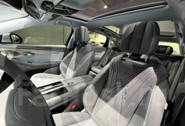 Voyah Passion, 2023. �������, 4wd, �������������, 8 000����. ��, �/�. ��� ����� �� ������������ ����