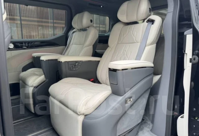 Zeekr 009, 2023. �������, 4wd, �������������, 10 000����. ��, �/�. ��� ����� �� ������������ ����